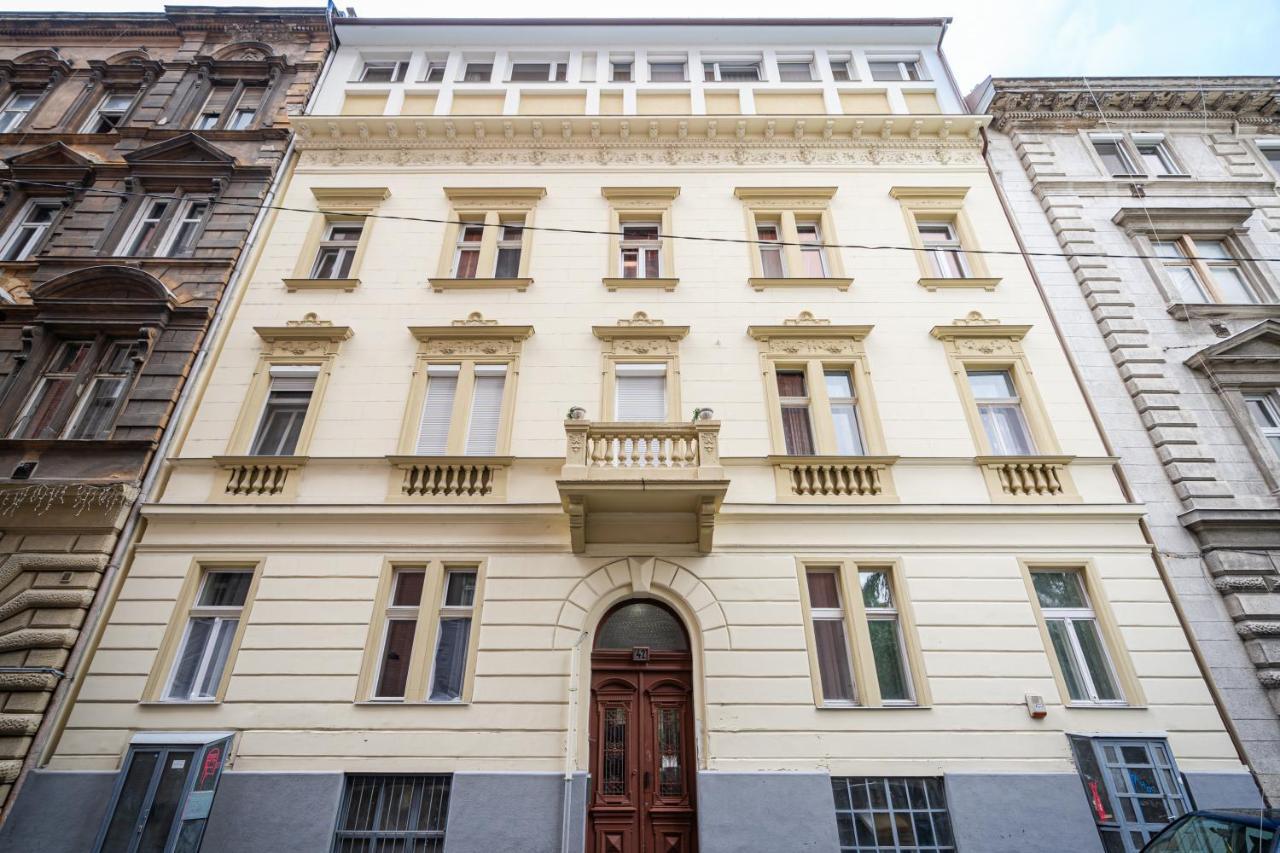 Apartament R42-boutique Apartments, Location By Bqa Budapeszt