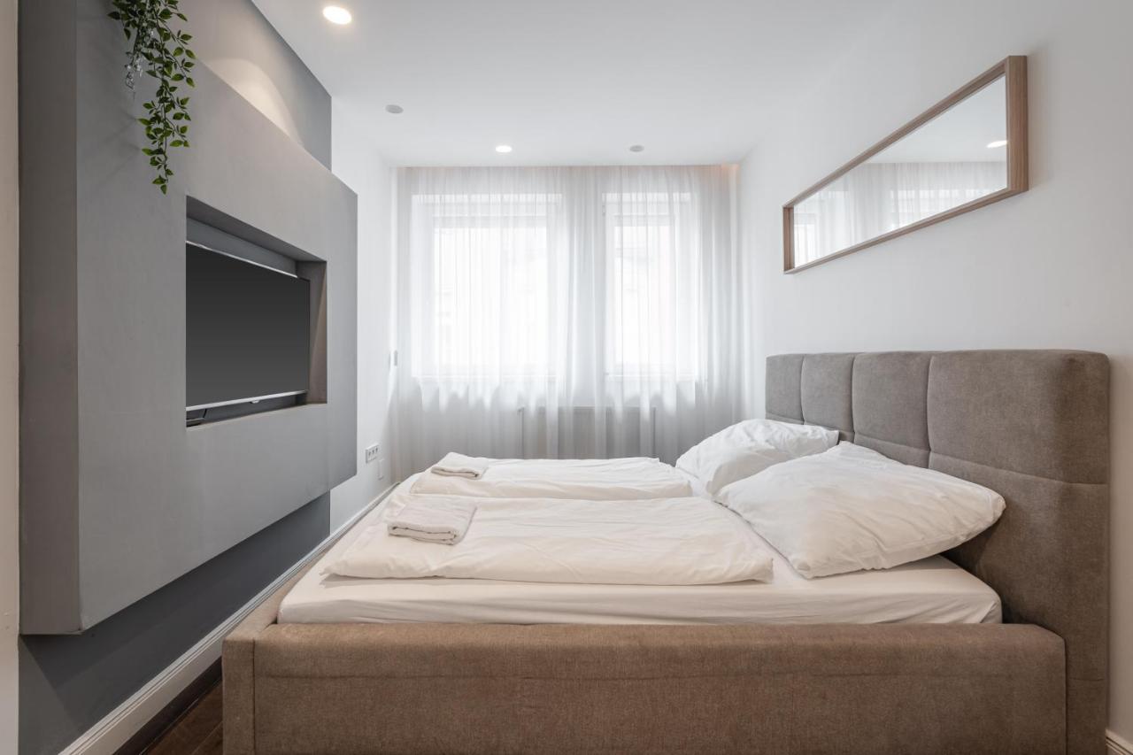 R42-boutique Apartments, Location By Bqa Apartamento